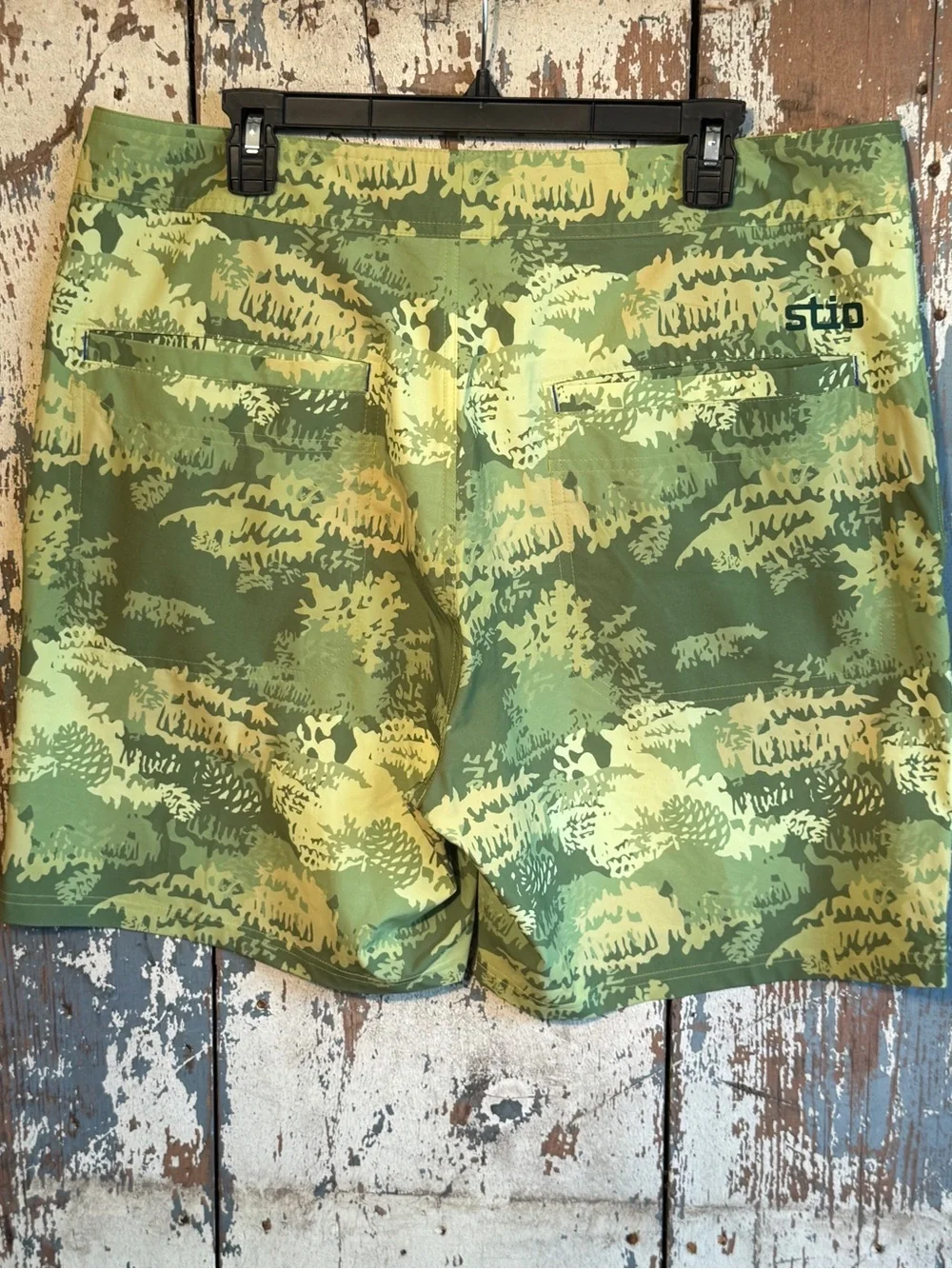 Stio Green Camo Men's Swim Board Shorts size 38